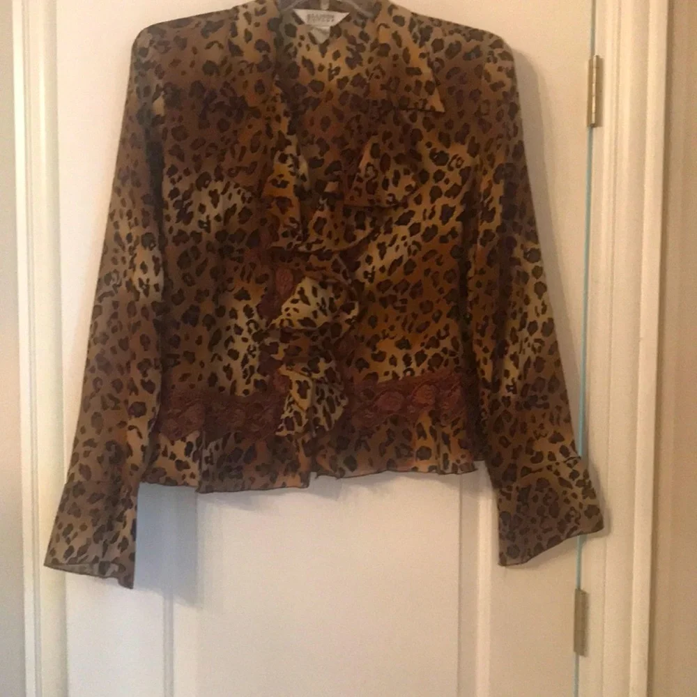 Blouse - Picture 1 of 4
